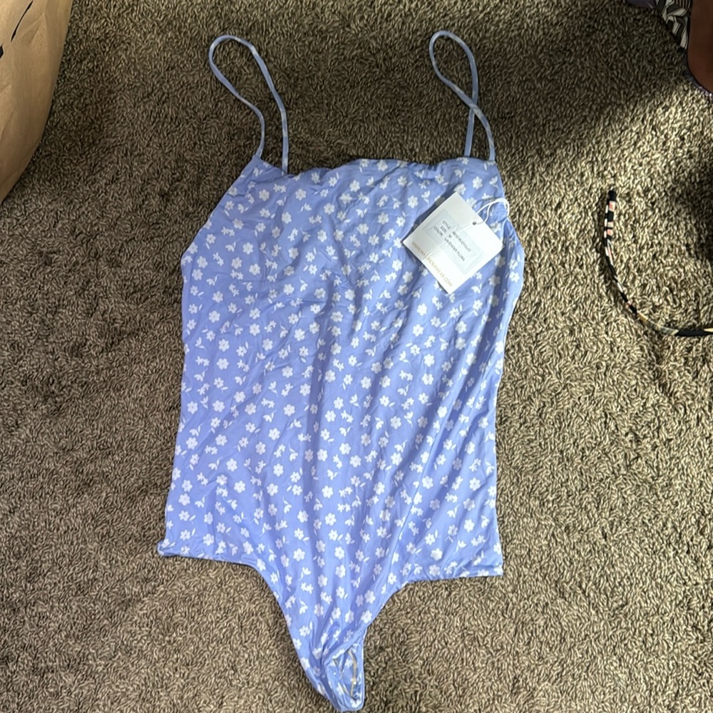 Light Purple Floral One-Piece Swimsuit with Adjustable Straps